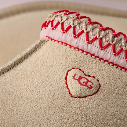 Heartable 26' Love Slipper